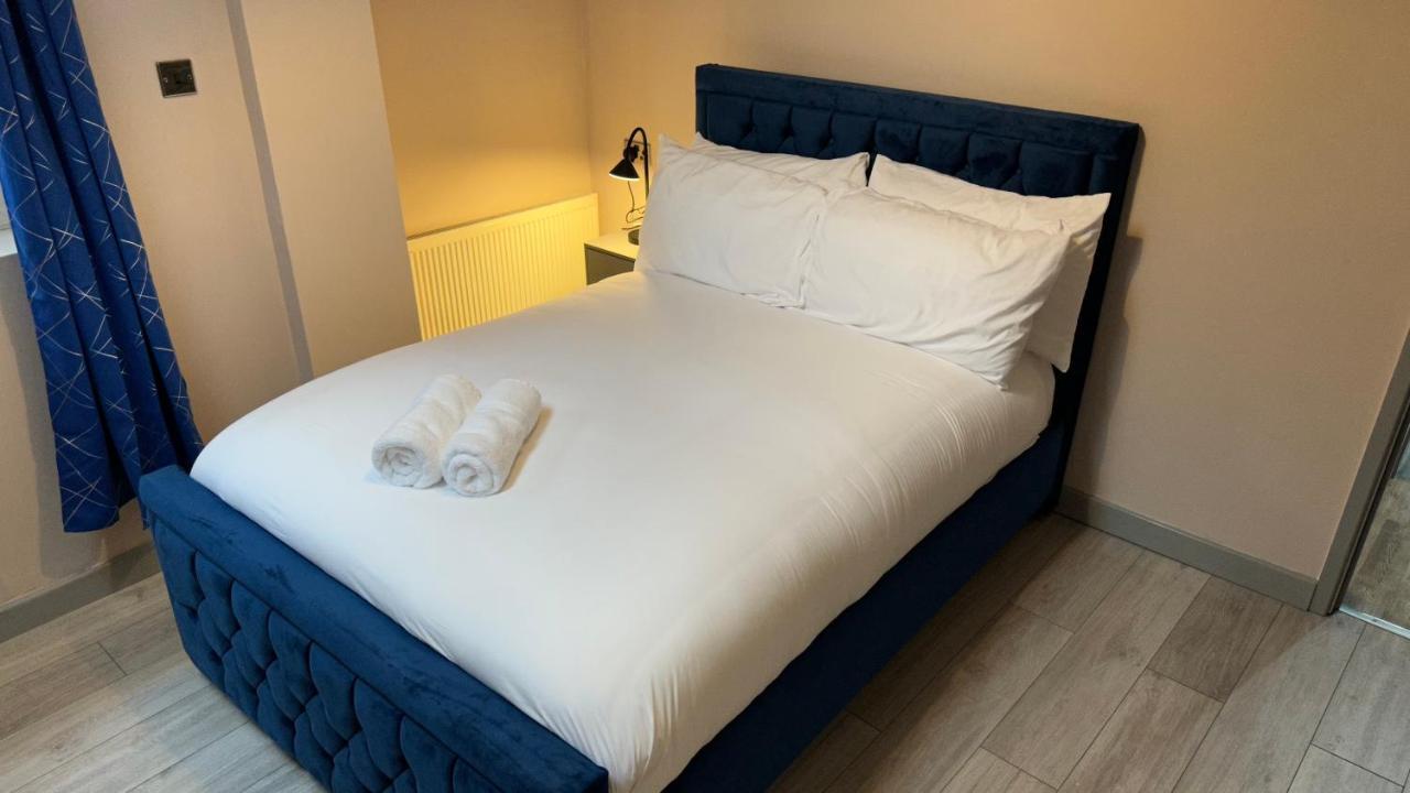 One Bedroom Apartment In Walsall Sleeps 4 Free Wifi By Villazu Bloxwich Экстерьер фото