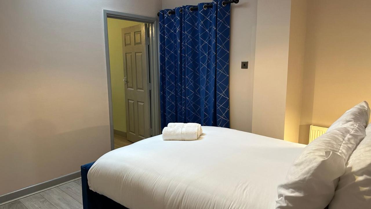 One Bedroom Apartment In Walsall Sleeps 4 Free Wifi By Villazu Bloxwich Экстерьер фото